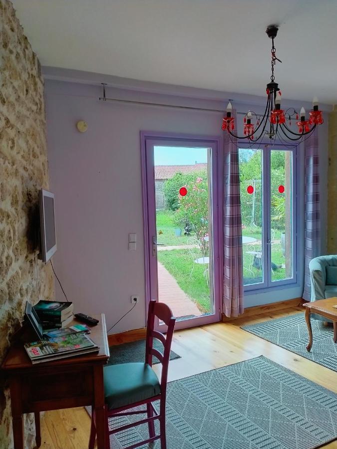 La Cadournaise Bed & Breakfast Saint-Seurin-de-Cadourne Exterior foto