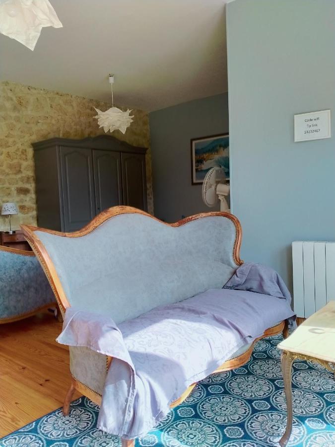 La Cadournaise Bed & Breakfast Saint-Seurin-de-Cadourne Exterior foto