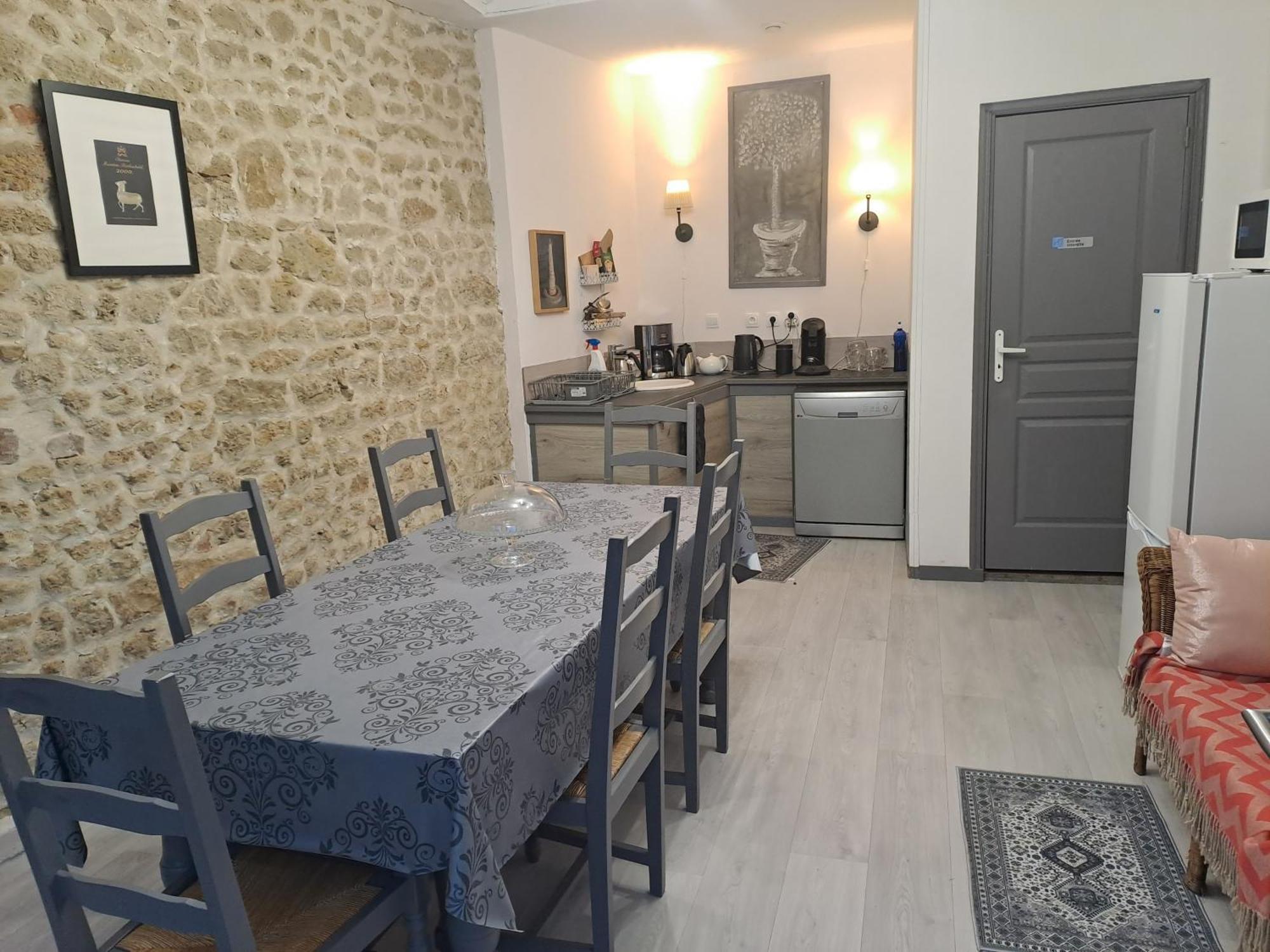 La Cadournaise Bed & Breakfast Saint-Seurin-de-Cadourne Exterior foto