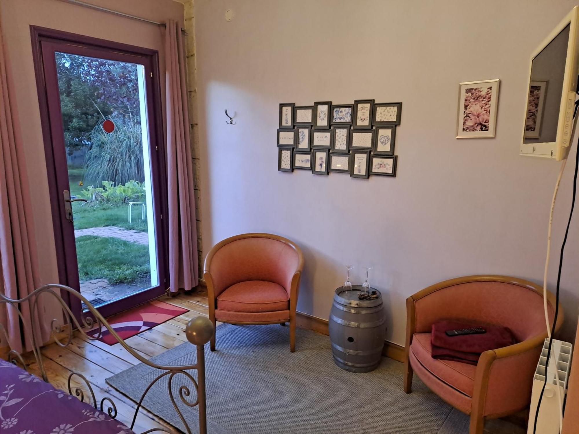 La Cadournaise Bed & Breakfast Saint-Seurin-de-Cadourne Exterior foto