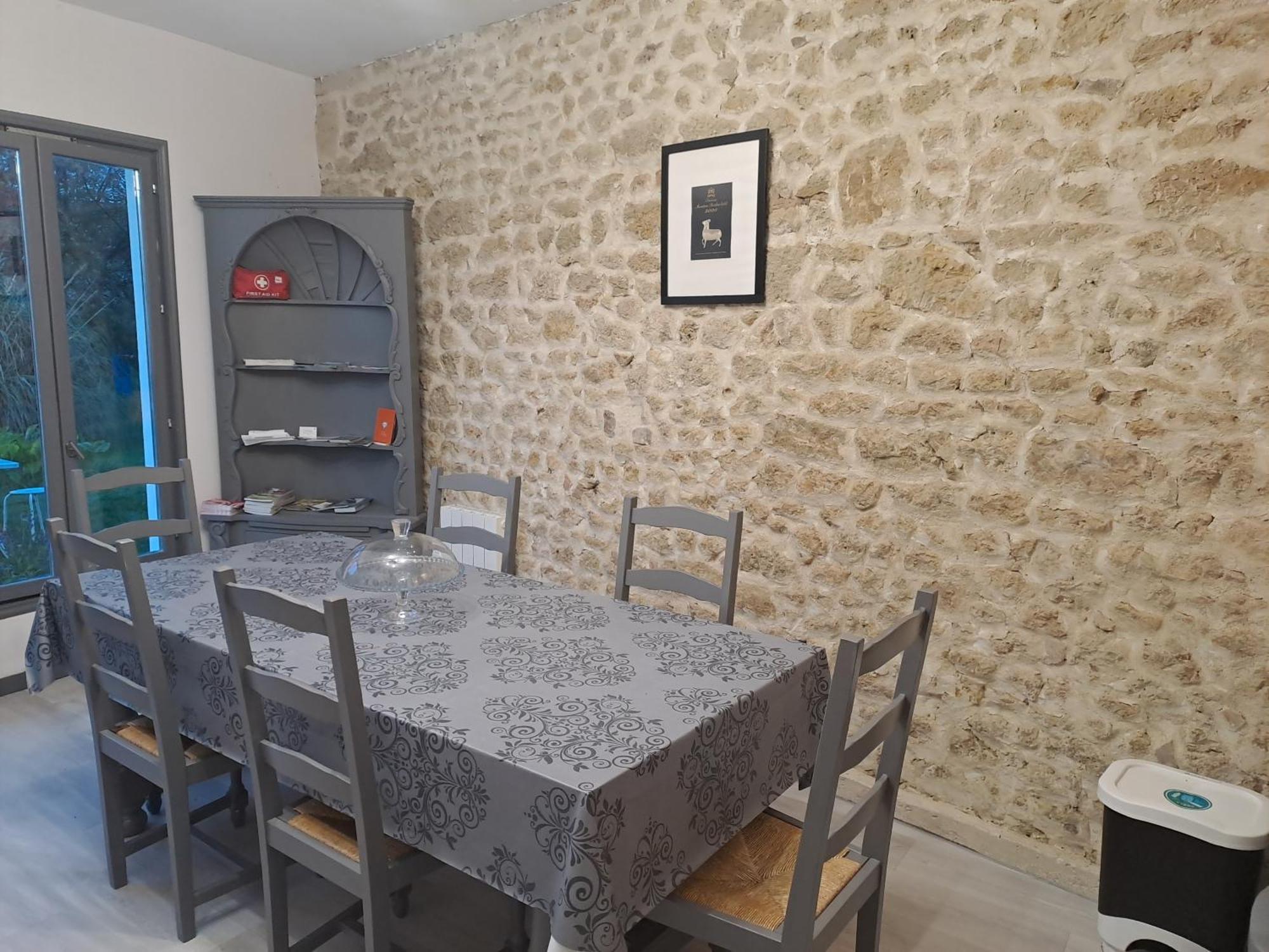 La Cadournaise Bed & Breakfast Saint-Seurin-de-Cadourne Exterior foto